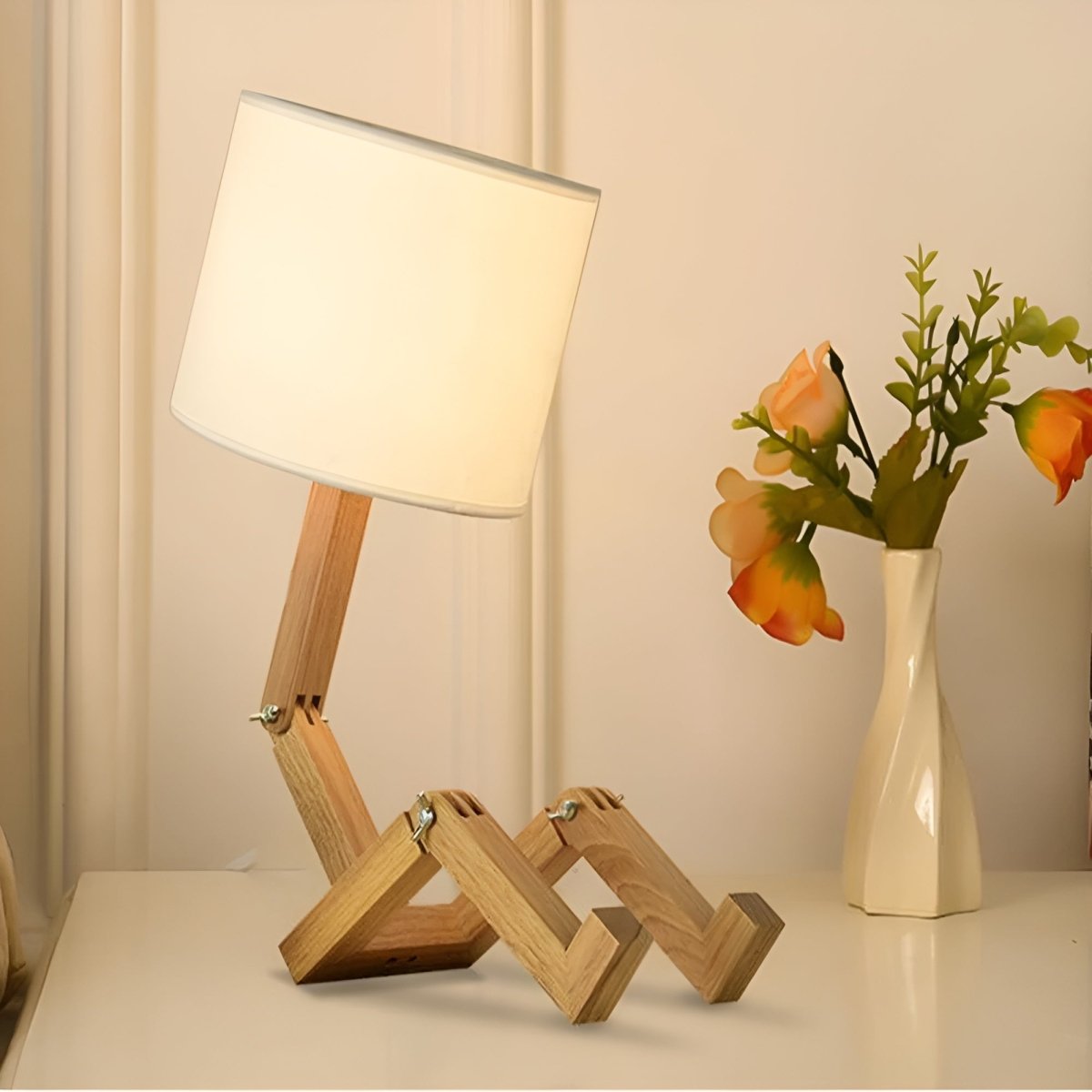 Zerelle – Adjustable Lamp with Wood Details