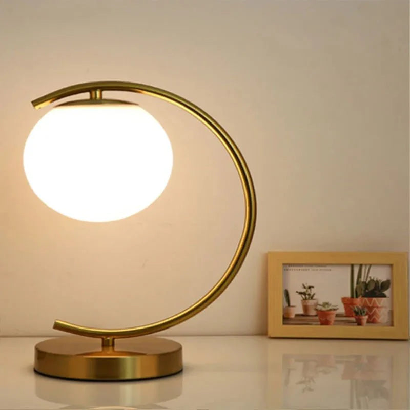 Zerelle – Modern Round LED Table Lamp