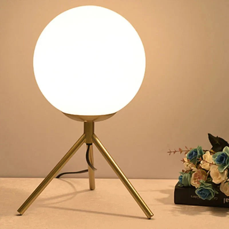 Zerelle – Modern Round LED Table Lamp
