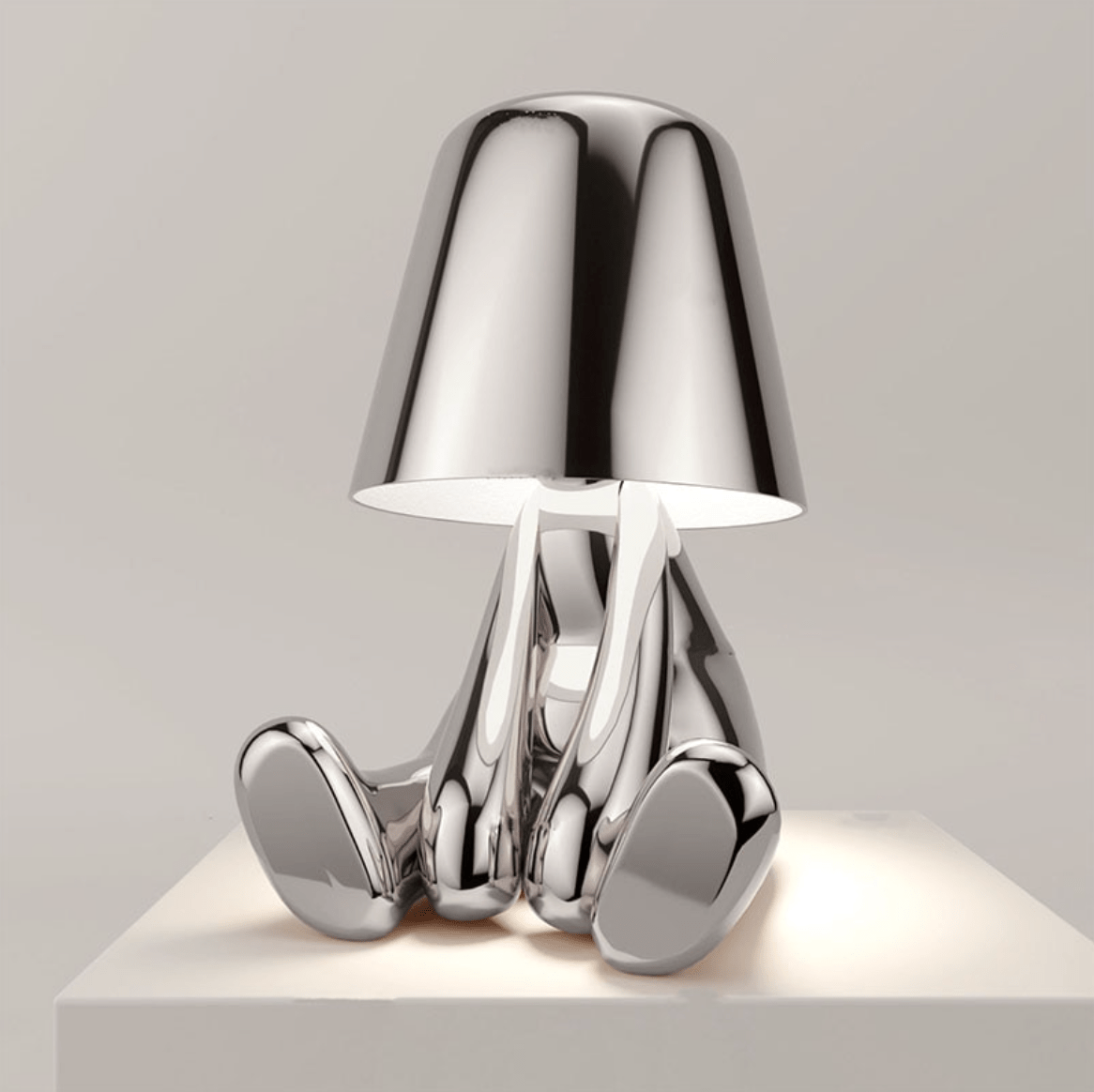 Zerelle – Jupiter Cordless Table Lamp