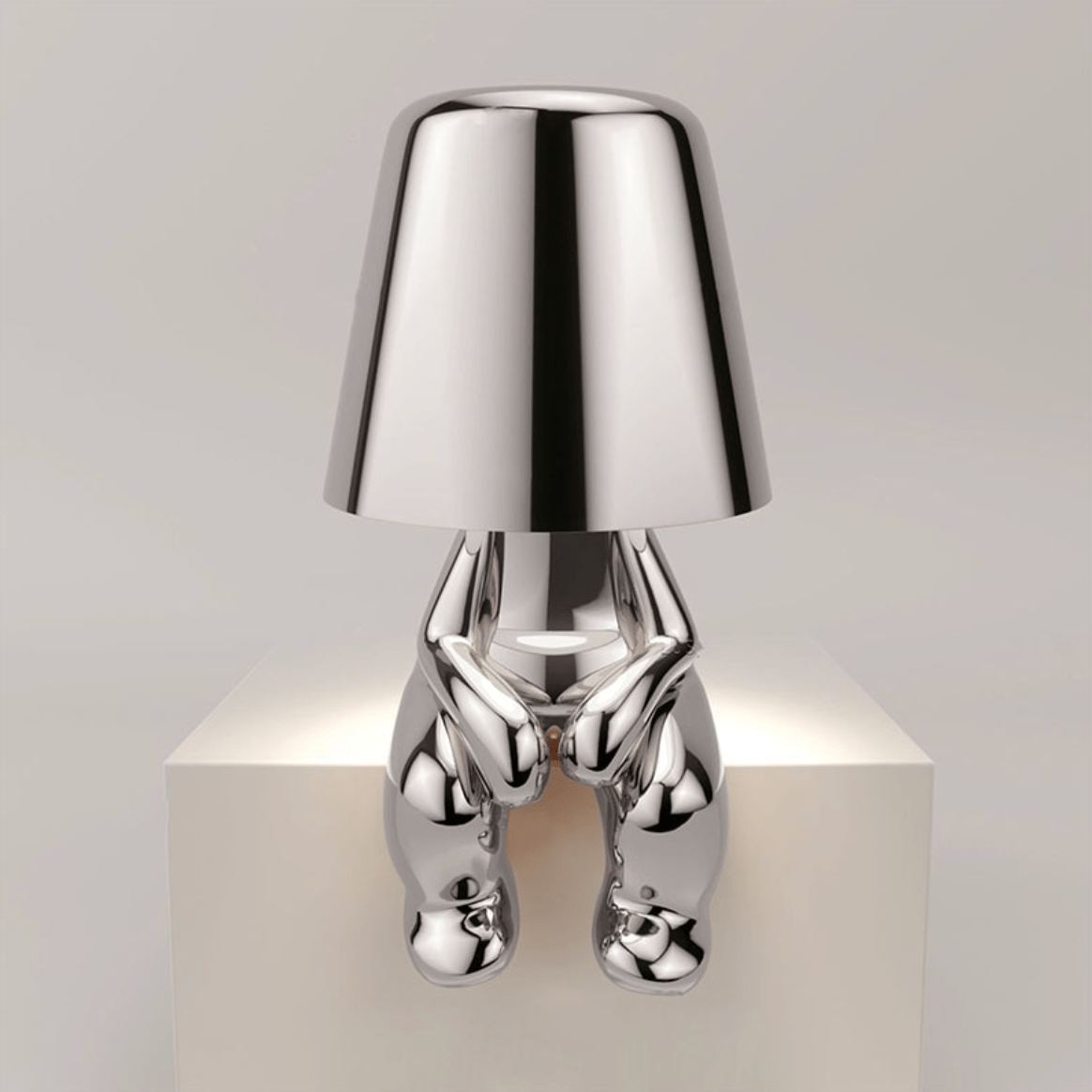 Zerelle – Jupiter Cordless Table Lamp