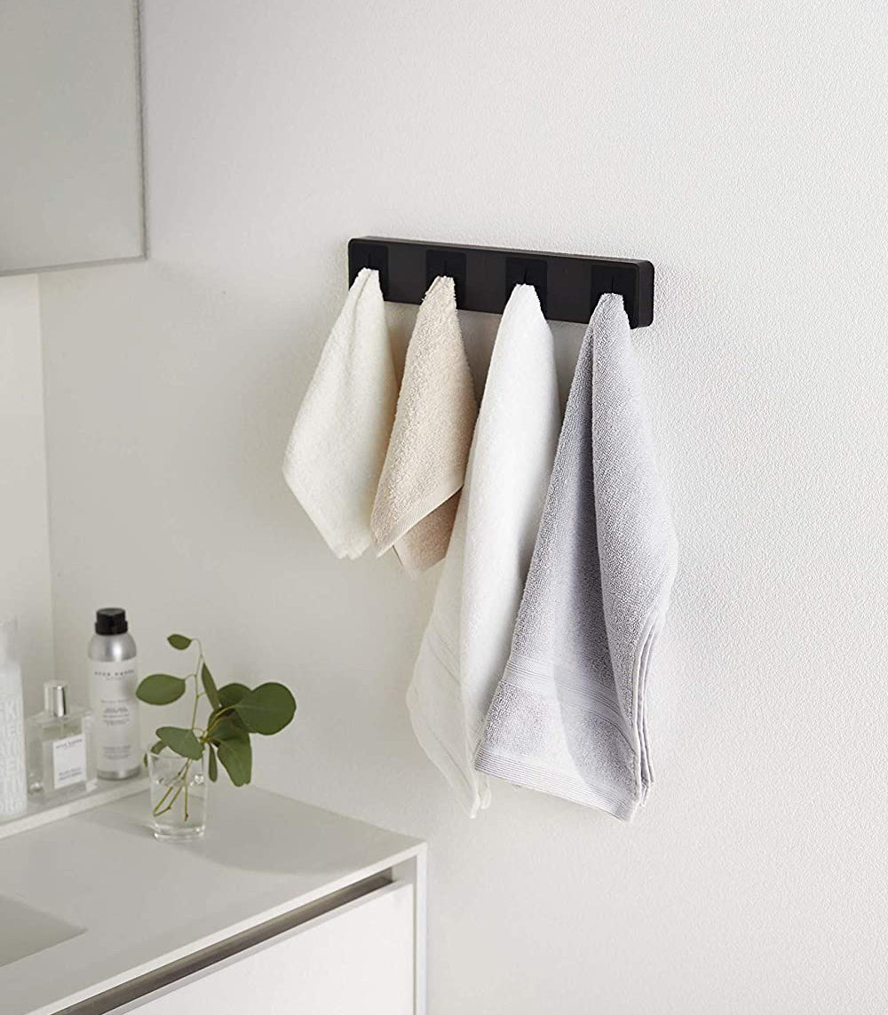 Zerelle – Push Towel Holder