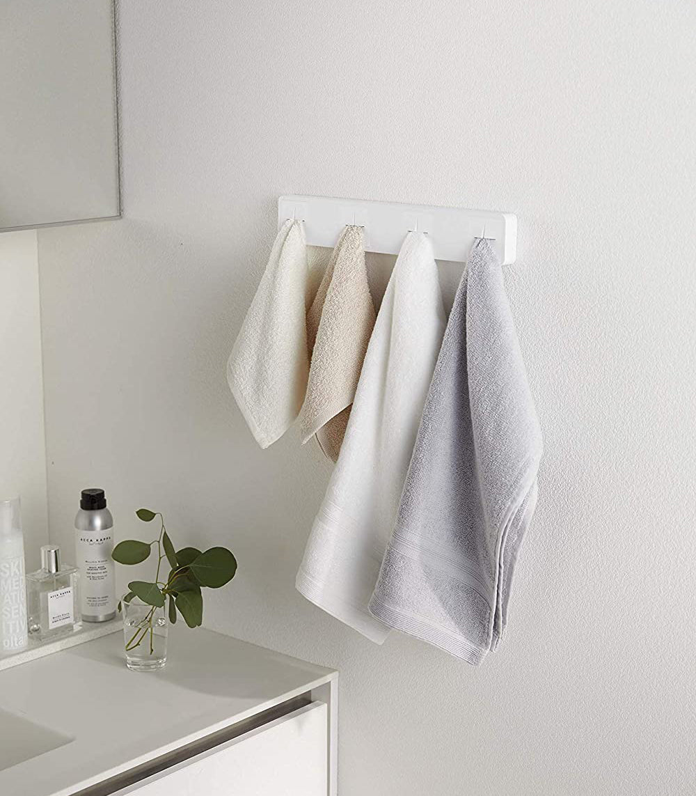 Zerelle – Push Towel Holder