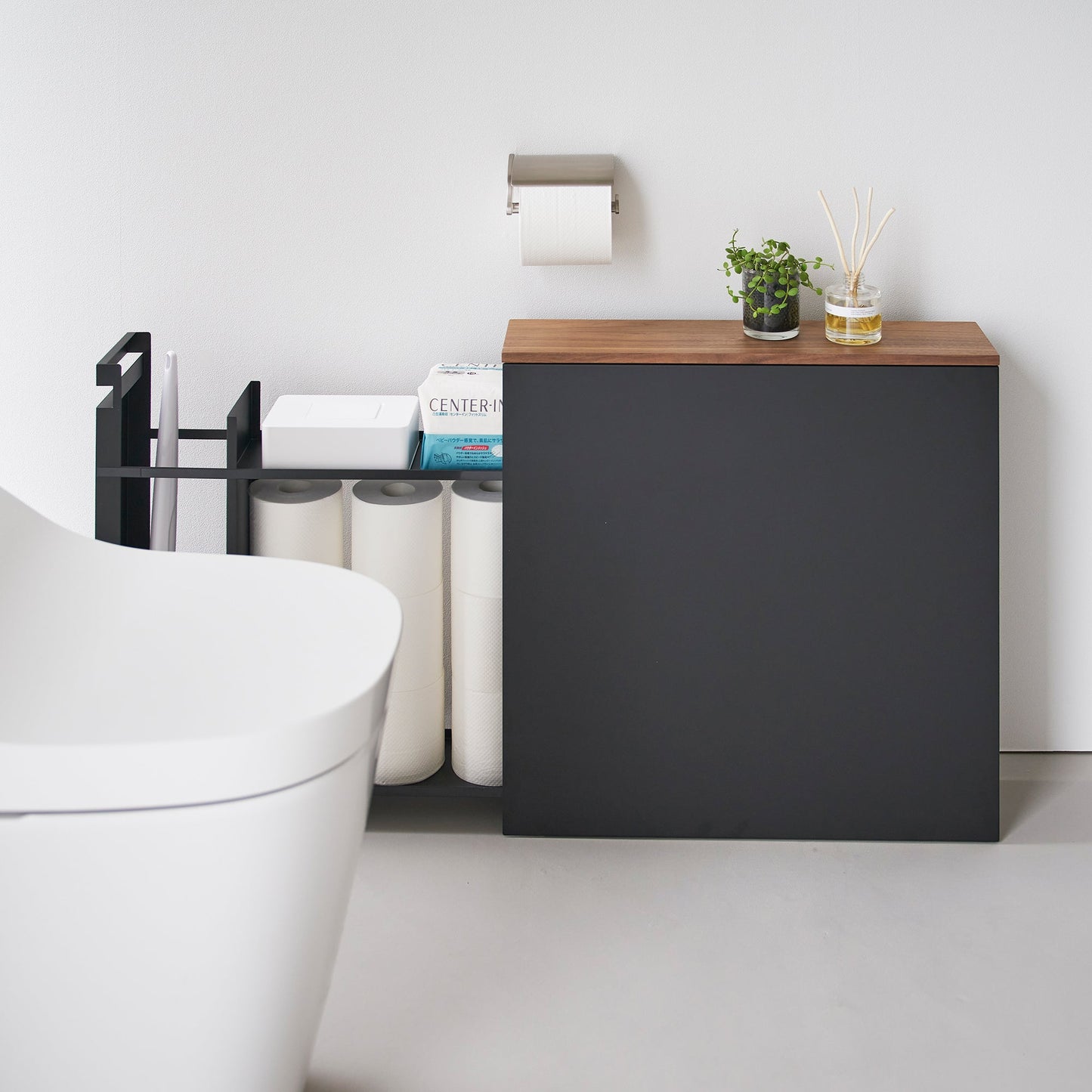 Zerelle – Pull-Out Bathroom Storage Cabinet
