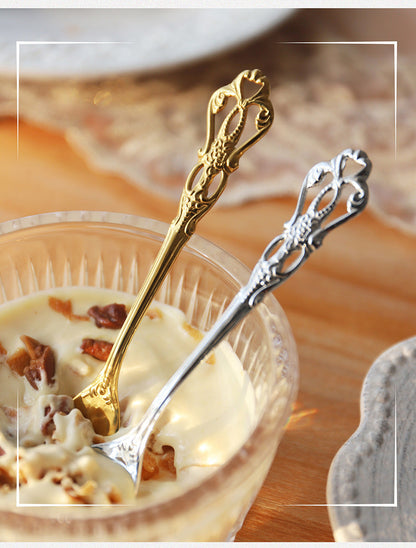 Zerelle – Hollow Carved Spoon Set
