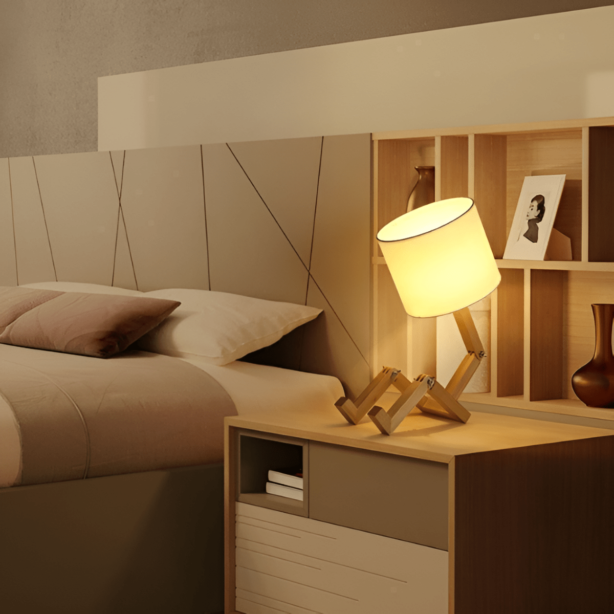 Zerelle – Adjustable Lamp with Wood Details