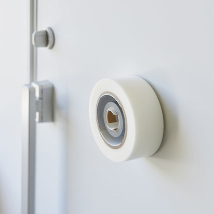 Zerelle – Magnetic Steel Tape Holder