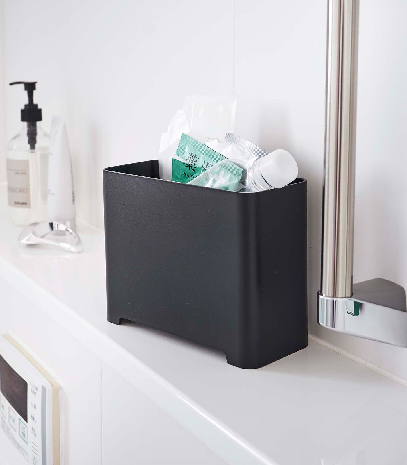 Zerelle – Self-Draining Bath Organizer