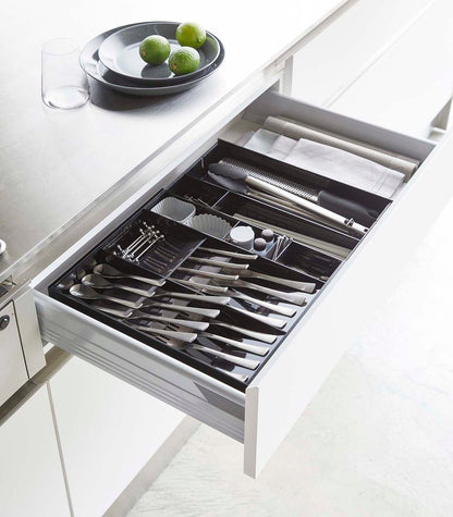 Zerelle – Large Expandable Cutlery Organizer